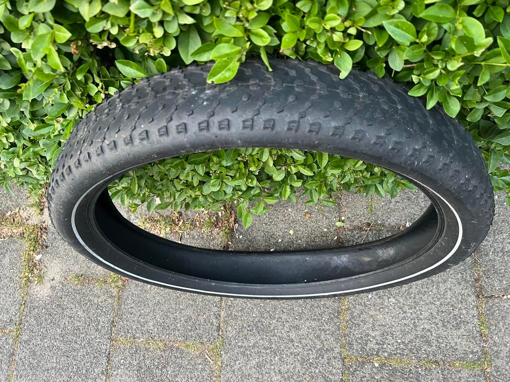 Motor band 26x4.0 - Zo goed als nieuw, Band, Ophalen of Verzenden, Zo goed als nieuw, Fatbike