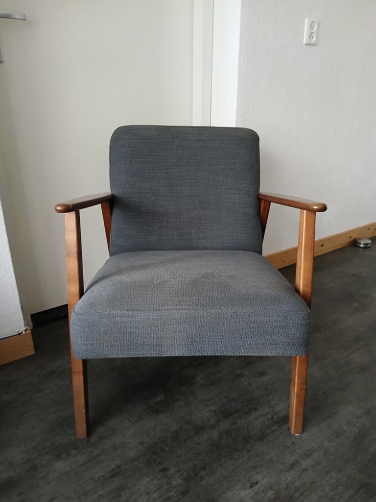 Ikea fauteuil, Ophalen, Eén