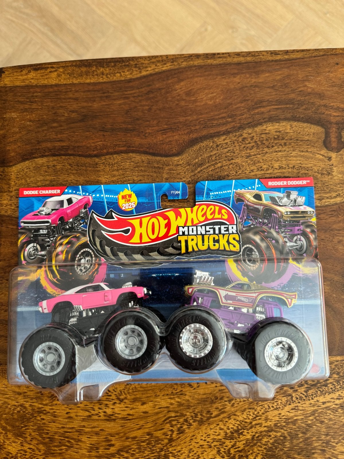 Hot Wheels Monster Trucks Dodge Charger & Rodger Dodger, Ophalen of Verzenden, Nieuw