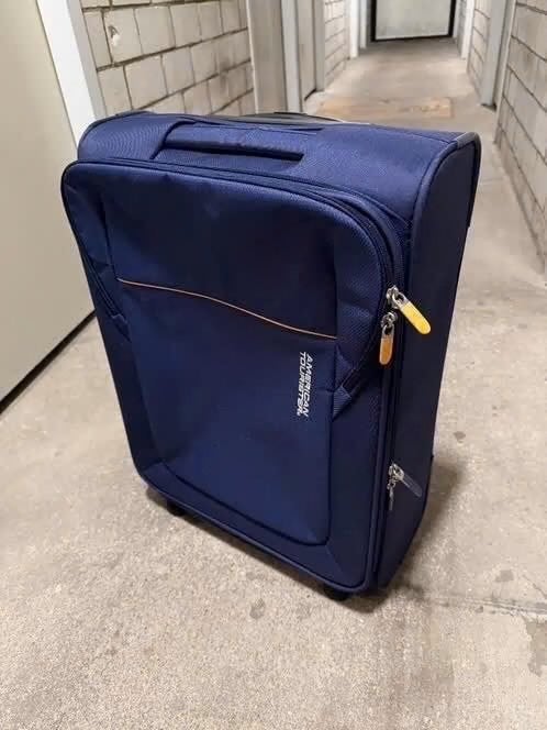 American Tourister koffer, Wieltjes, 50 tot 60 cm, Hard kunststof, Ophalen of Verzenden