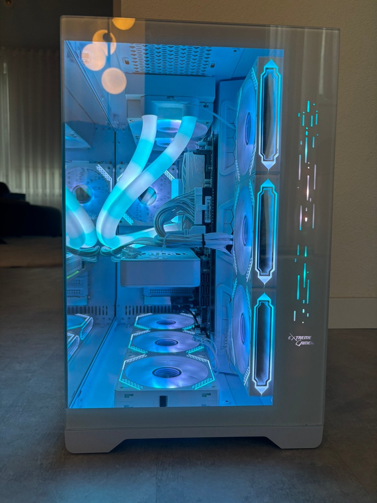 ExtremeGamer PC | Ryzen 7 5700X | RTX 5060 | 32GB RAM | 1TB, Computers en Software, Desktop Pc's, Ophalen of Verzenden, Zo goed als nieuw