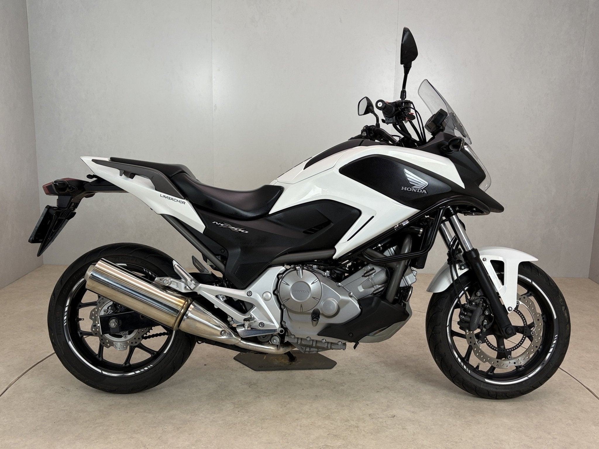 Honda NC 700 X ABS (bj 2012), Motoren, Motoren | Honda, Cco@honda-eu.com, Stroombaan 4
1181 VX  Amstelveen, Honda Motor Europe Ltd