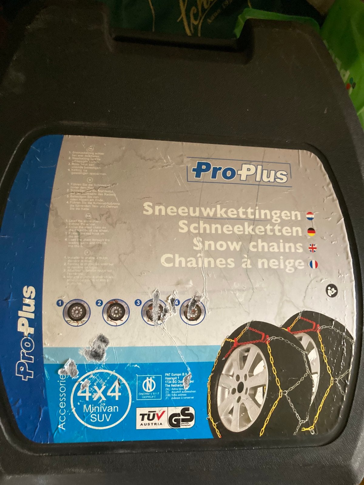 Sneeuwkettingen pro plus, Ophalen, Zo goed als nieuw