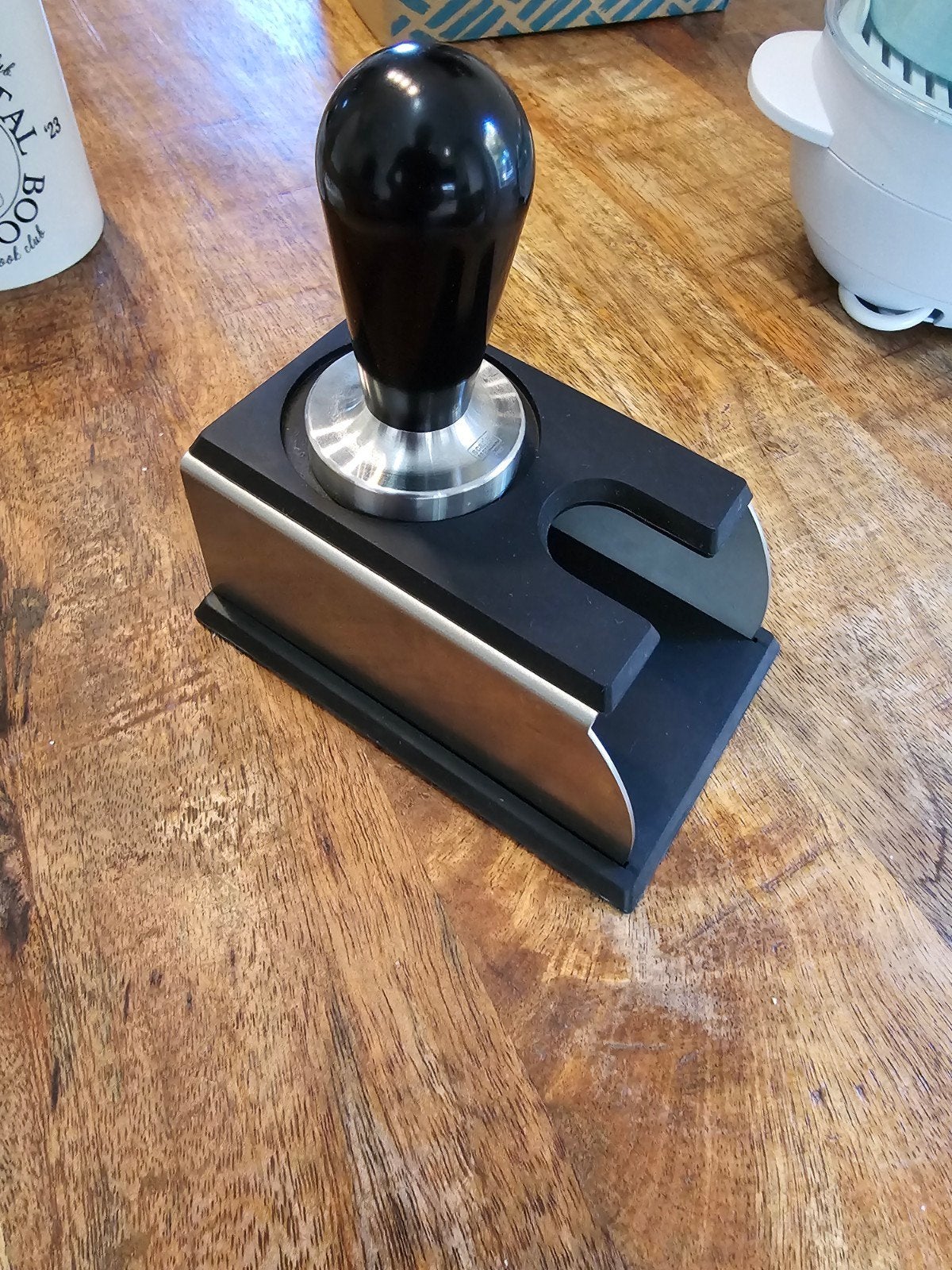 Tamper station en Scarlet Tamper 49mm, Ophalen of Verzenden, Zo goed als nieuw