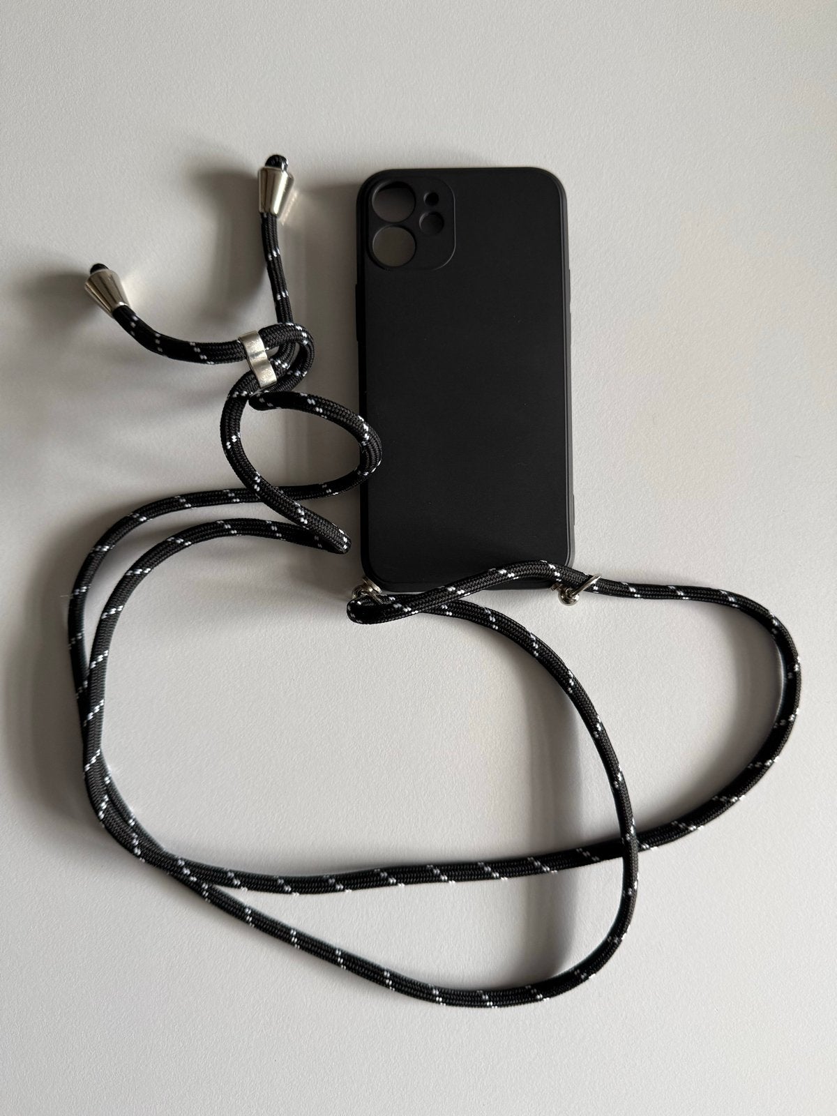 Zwart iPhone hoesje met koord voor iPhone 12 mini, Telecommunicatie, Mobiele telefoons | Hoesjes en Frontjes | Apple iPhone, Kunststof