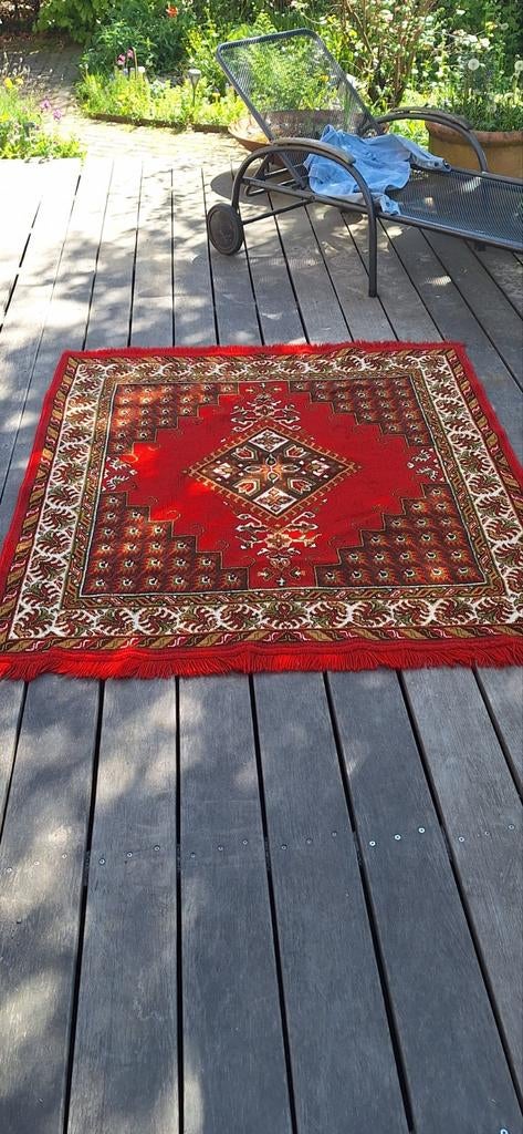 Tapijt 135 x 157, Antiek en Kunst, Ophalen
