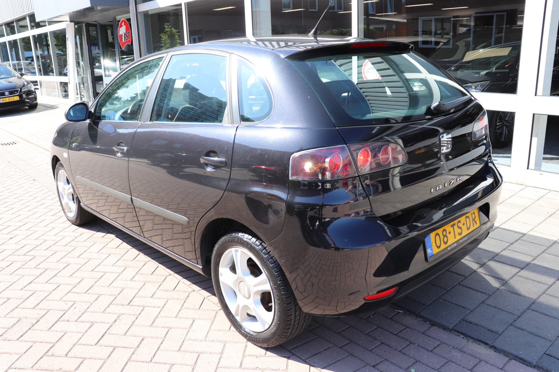 SEAT Ibiza 1.2-12V Trendstyle Airco! . (bj 2007), Auto's, Seat, 1027 kg, Stof, Zwart, 1198 cc