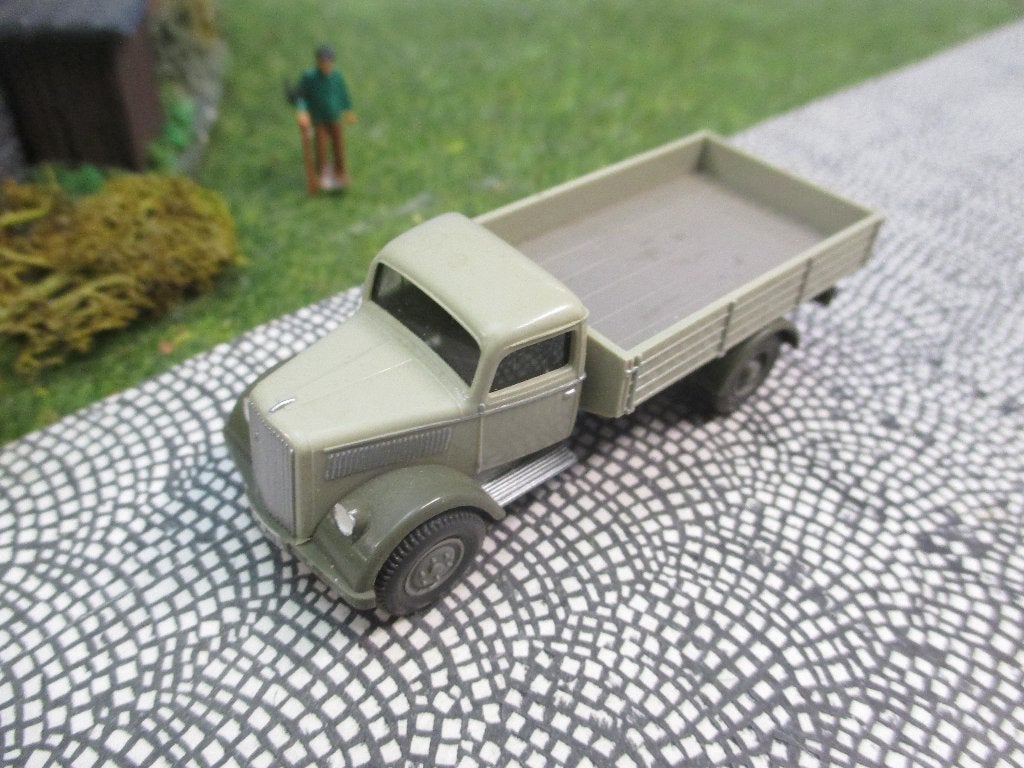 '39-'51 Opel Blitz 3t Wiking 840 1973 uitg. ZONDER Opel logo, Ophalen of Verzenden, Gebruikt, Bus of Vrachtwagen, Wiking