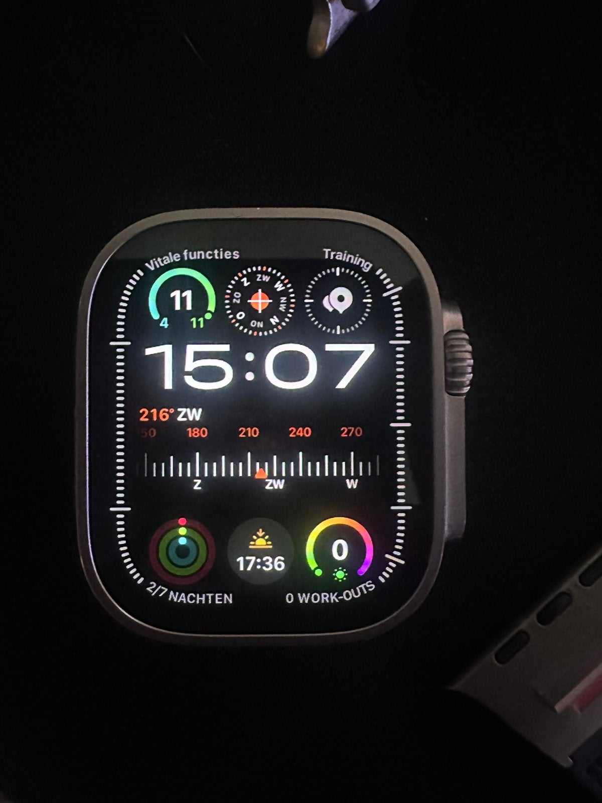 Apple Watch Ultra 2 49mm + 7 Bandjes – 99% batterij, Ophalen, IOS, Zo goed als nieuw, Waterdicht