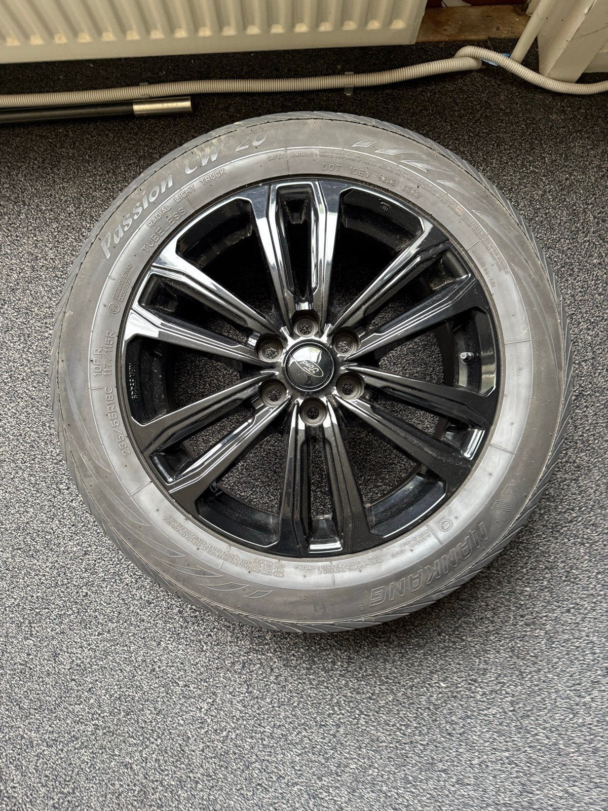 Ford Transit custom velgen bouwjaar 2024, 235/55R18C, Ophalen, 18 inch, Banden en Velgen, 235 mm
