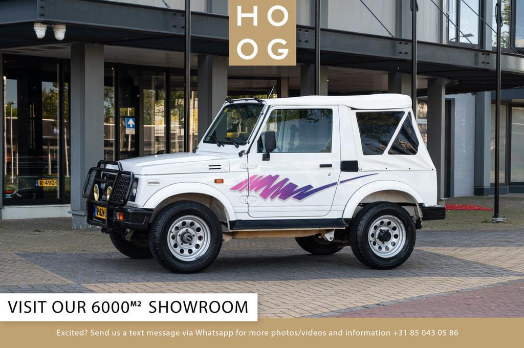 Suzuki Samurai (SJ413) 1.3 (bj 1996), Auto's, Oldtimers, Stof, Zwart, 4 stoelen, Wit