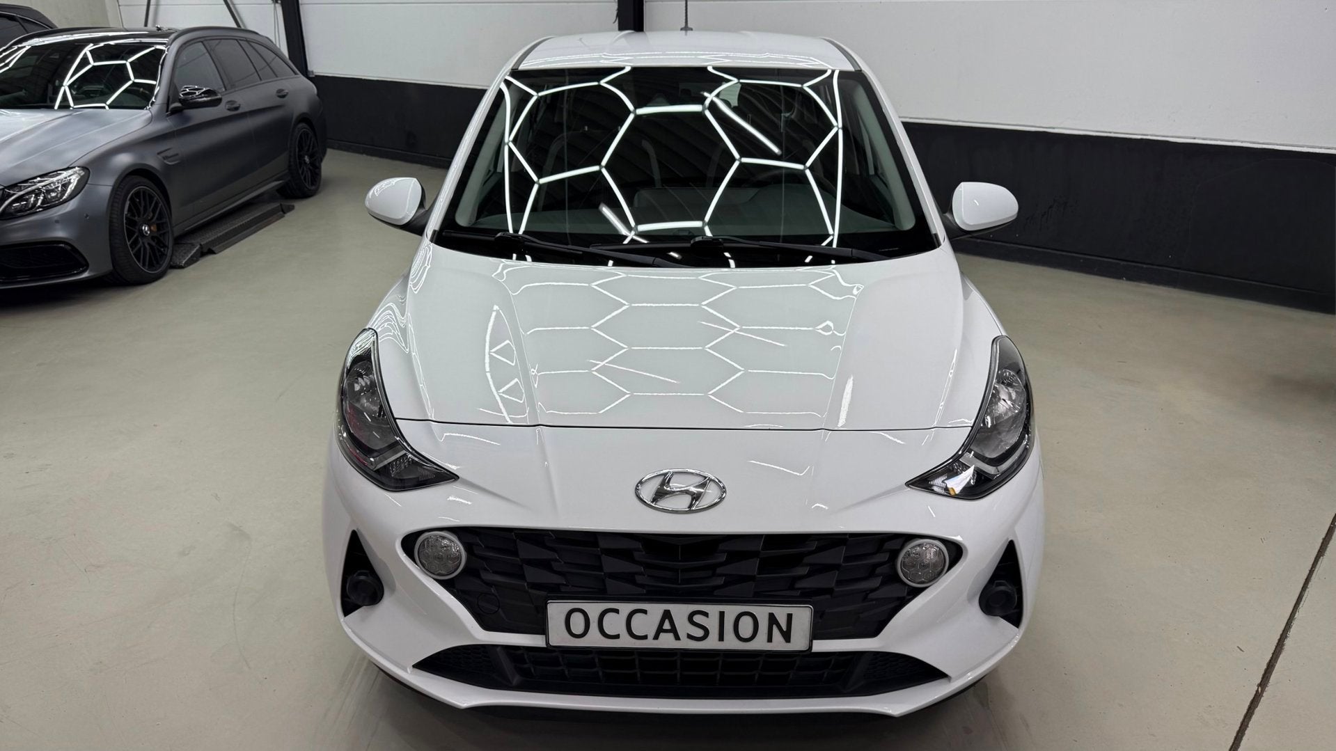 Hyundai I10 1.0 CarPlay, cruise control, camera achter, stoe, Voorwielaandrijving, Dealer onderhouden, Gebruikt, Automatische klimaatregeling