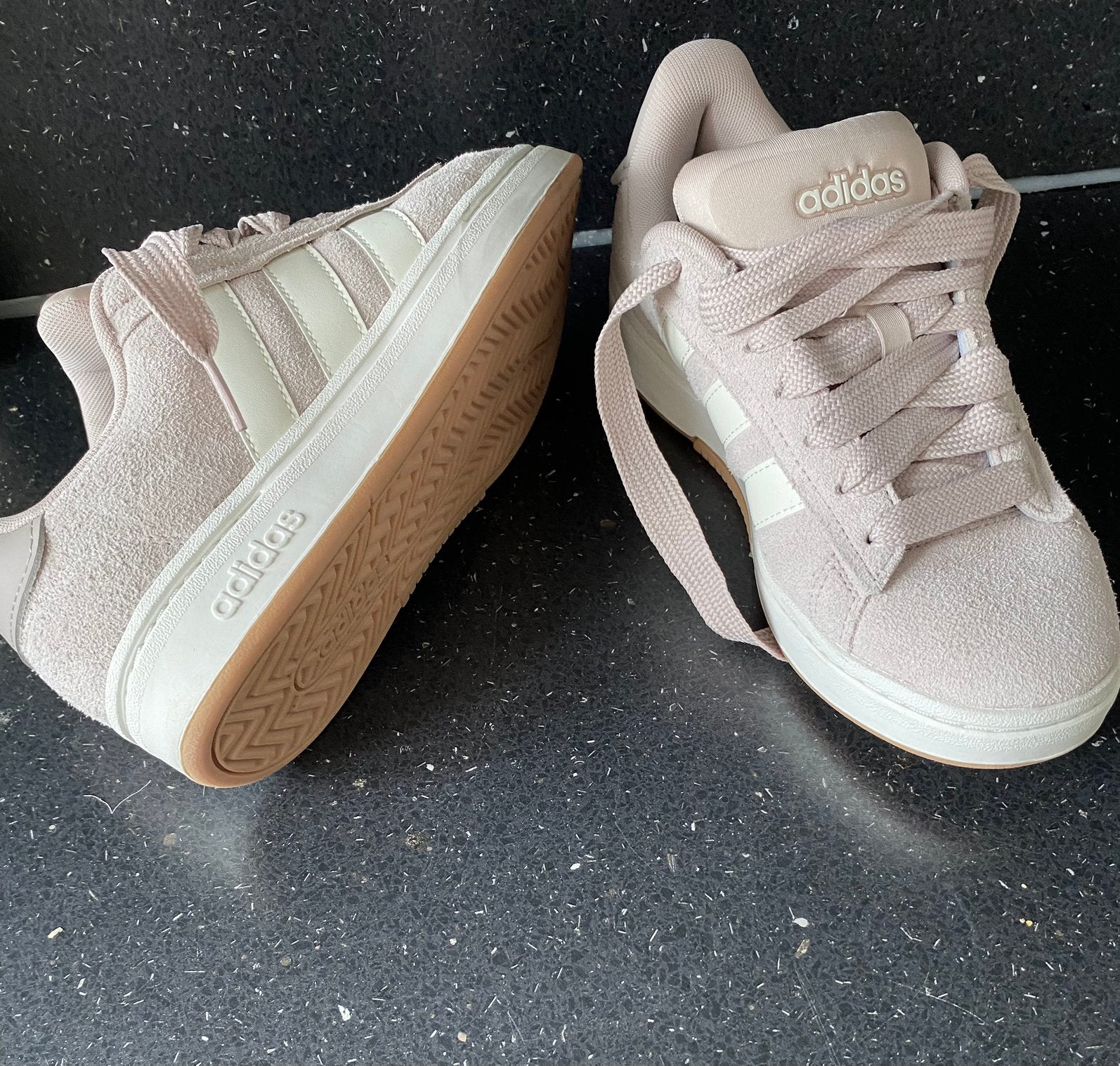 Nieuw!! Adidas sneakers, Kleding | Dames, Schoenen, Verzenden, Nieuw, Sneakers of Gympen, Roze
