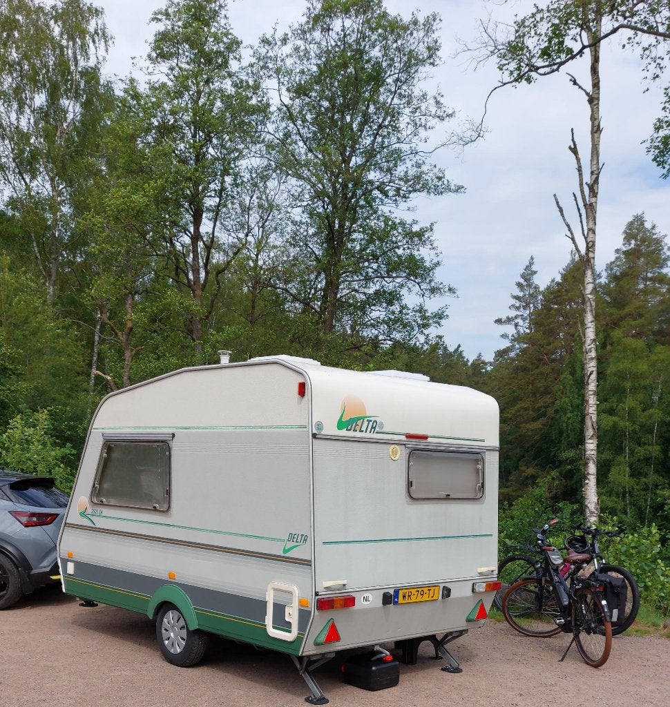 Caravan Delta 3500 EK 1997 accu voor off-grid/ wild kamperen, Caravans en Kamperen, Vast bed, Schokbreker, Treinzit, Tot en met 3