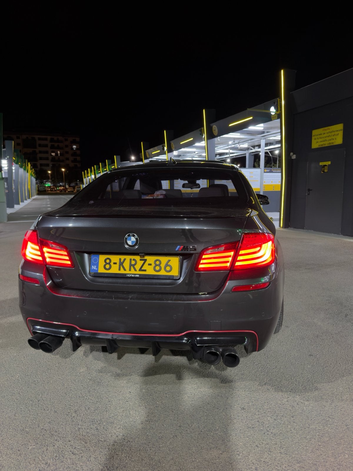 Foto 16 van BMW 5-Serie 520i 184pk Aut. 2013 Grijs