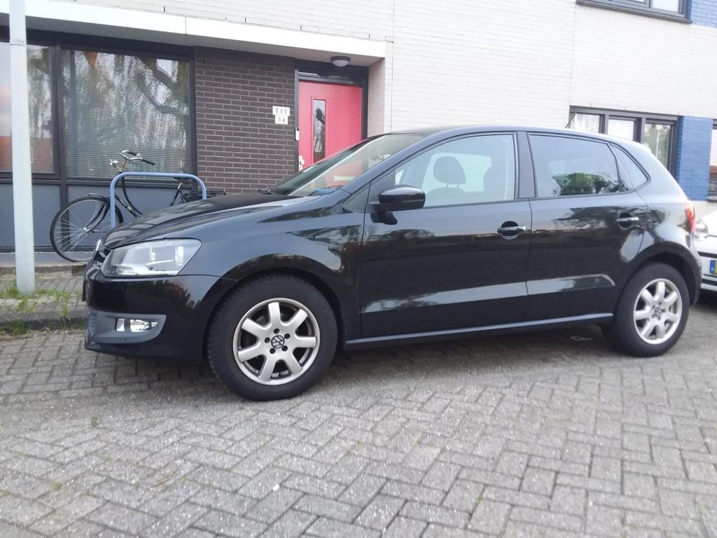 Volkswagen Polo 6R 1.2 TSI 77KW 2011 Highline, Voorwielaandrijving, Stof, 40 €/maand, Zwart