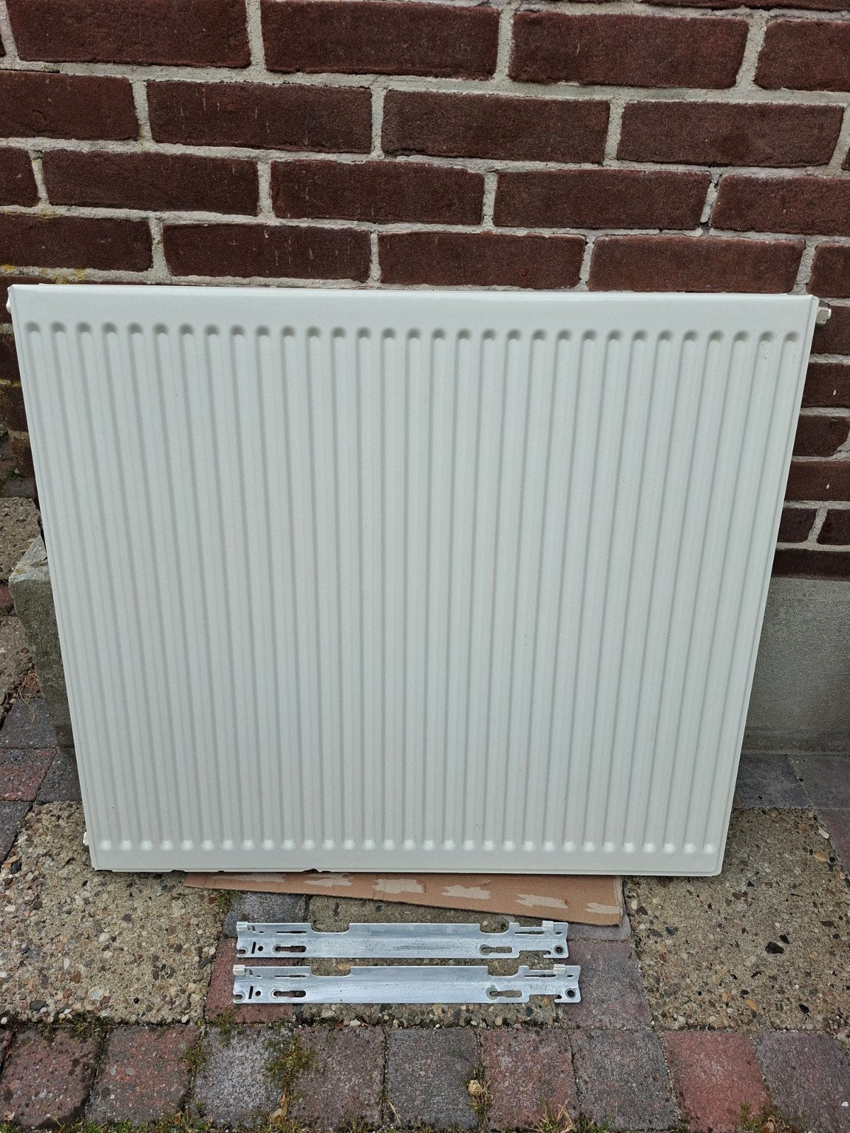 Radiator Type 21, 700x800x70 mm met beugels, Doe-het-zelf en Verbouw, Verwarming en Radiatoren, Ophalen, 30 tot 80 cm, Gebruikt