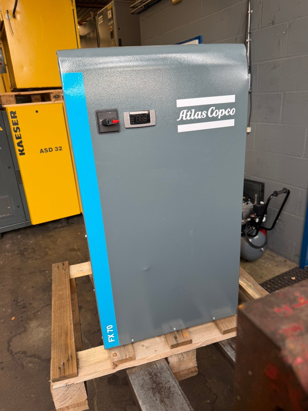 Nieuwe Atlas Copco FX70 koeldroger., Ophalen, Nieuw