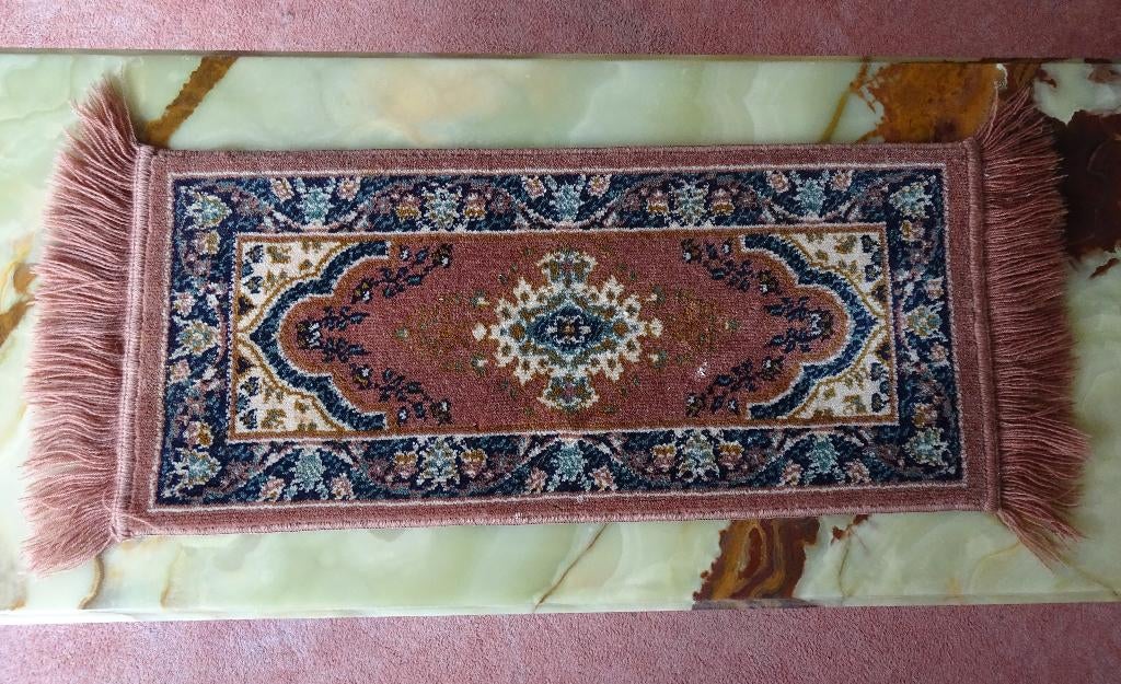 Smyrna tafelloper * Kastloper * Mooie Vintage staat, Ophalen