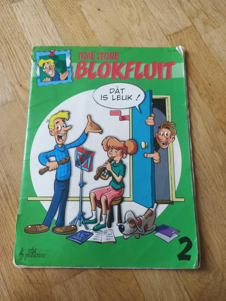 Tom Stone Blokfluit Boek Deel 2 - Leer Blokfluit Spelen, Muziek en Instrumenten, Bladmuziek, Ophalen of Verzenden, Gebruikt, Les of Cursus
