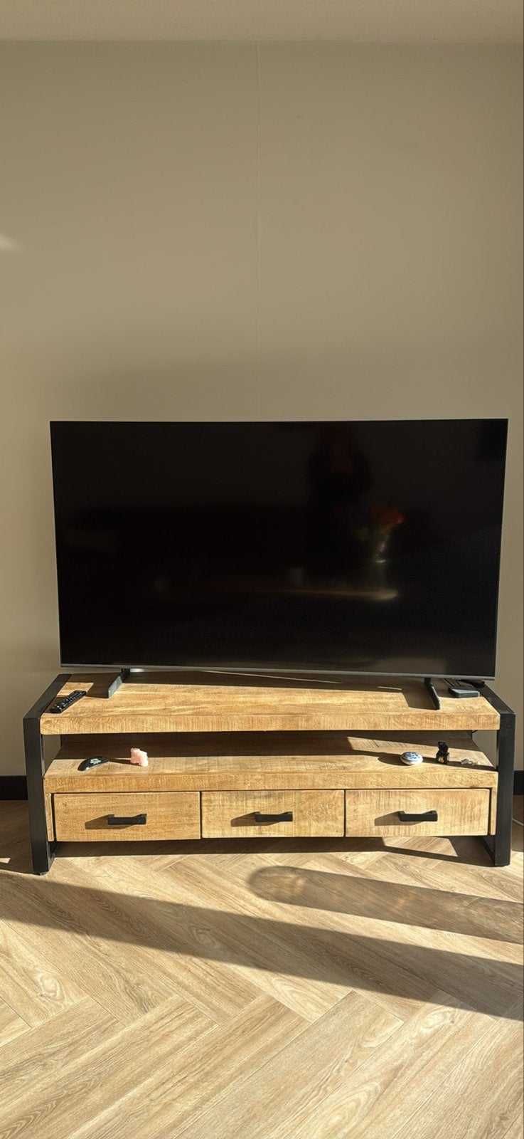 Mango TV meubel 150x45x50 cm