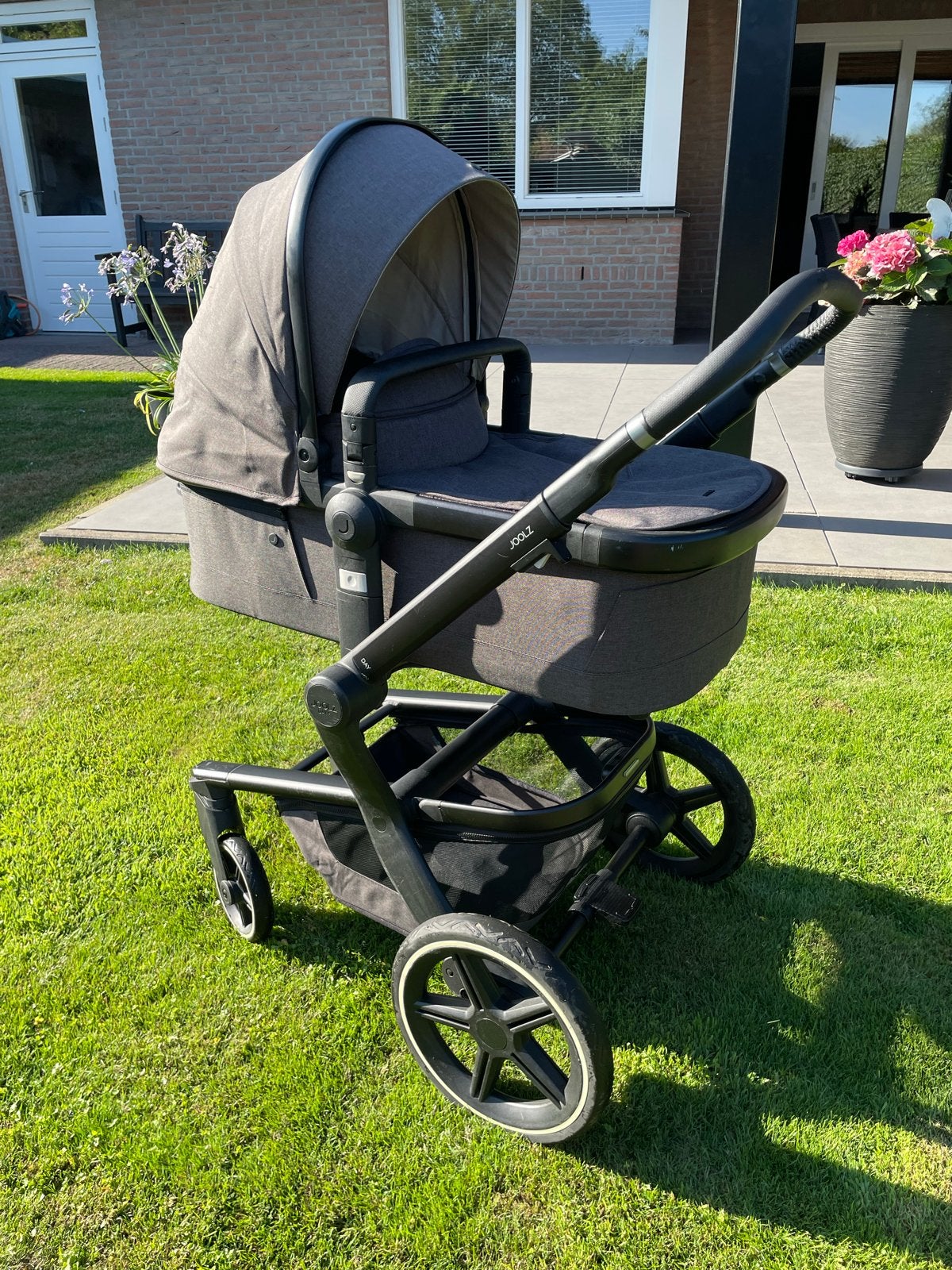 Joolz Day+ Awesome Anthracite Kinderwagen, Gebruikt, Combiwagen, Met reiswieg, Ophalen