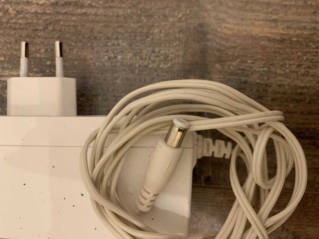 Leader electronics inc. Adapter MH30-2120250-, Ophalen of Verzenden, Gebruikt