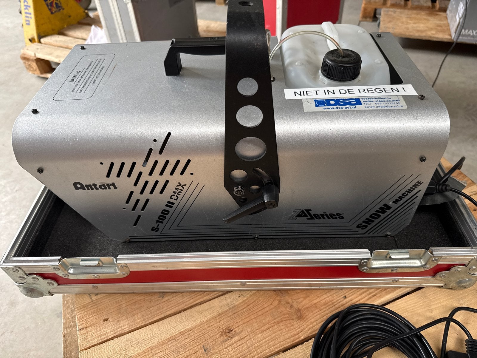 Antari S-100 mk2 Sneeuwmachine met Flightcase, Ophalen, Zo goed als nieuw, Overige typen