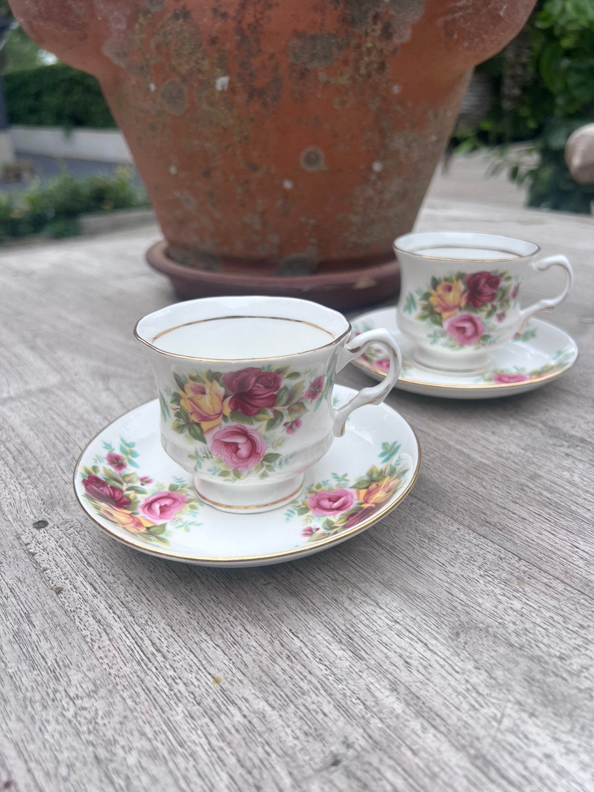 Balmoral Castle Bone China theekopjes, Ophalen, Zo goed als nieuw, Porselein, Kop en/of schotel