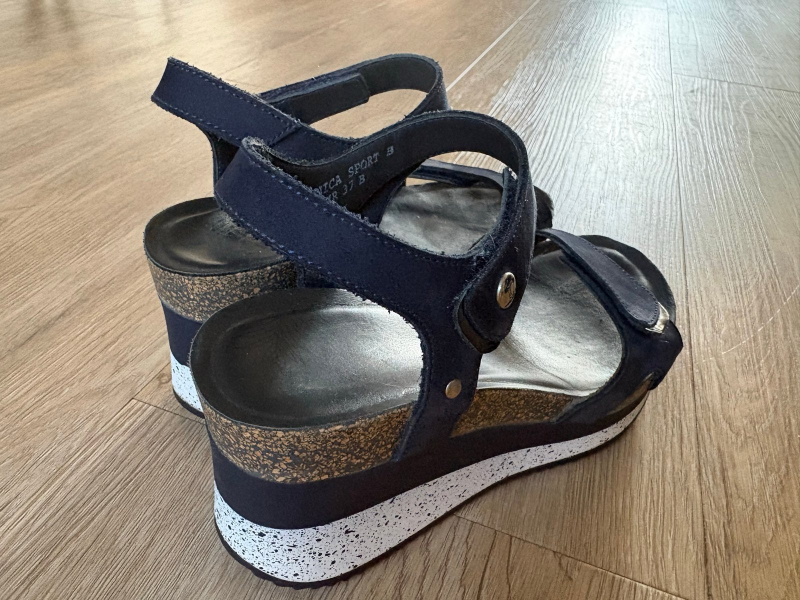 Panama Jack sandaal met sleehak maat 37, Kleding | Dames, Schoenen, Ophalen, Gedragen, Blauw, Sandalen of Muiltjes
