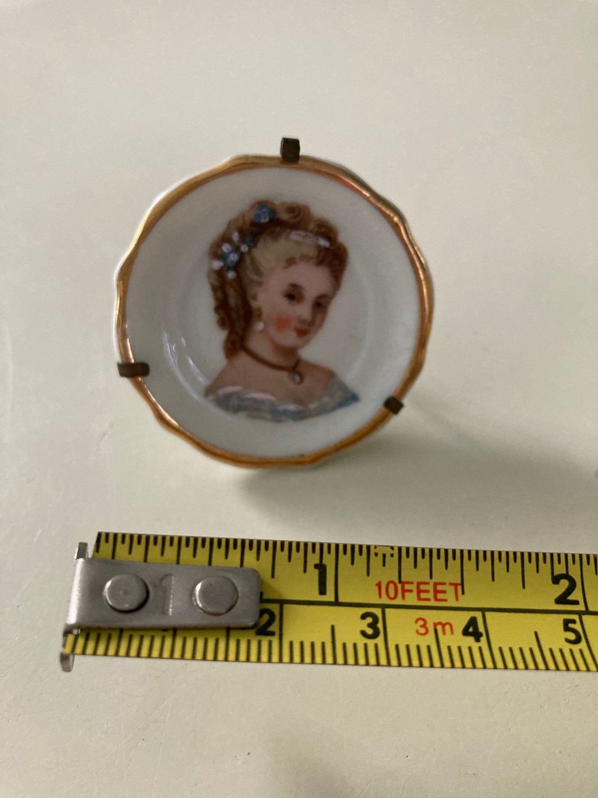 Vintage miniatuur portretje op Limoges France porselein., Ophalen of Verzenden