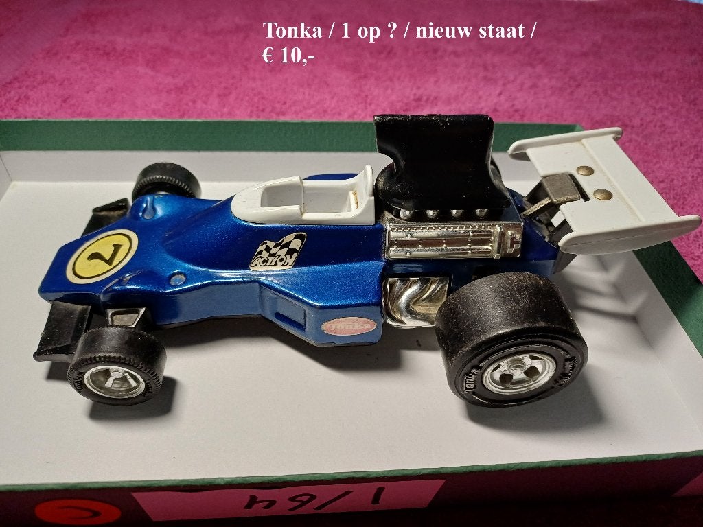 modelauto, Ophalen of Verzenden, Zo goed als nieuw, Auto
