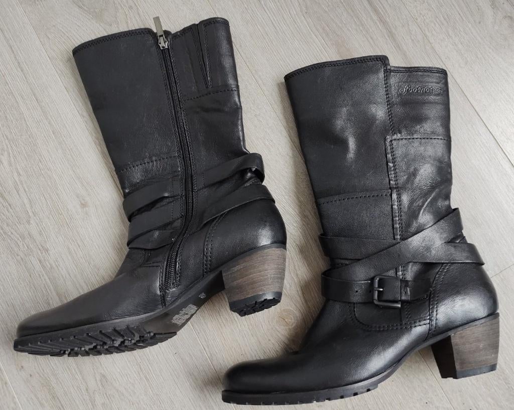 FOOTNOTES Zwarte, Leren Laarzen maat 40,5, Kleding | Dames, Schoenen, Hoge laarzen, Zwart, Ophalen of Verzenden, Zo goed als nieuw