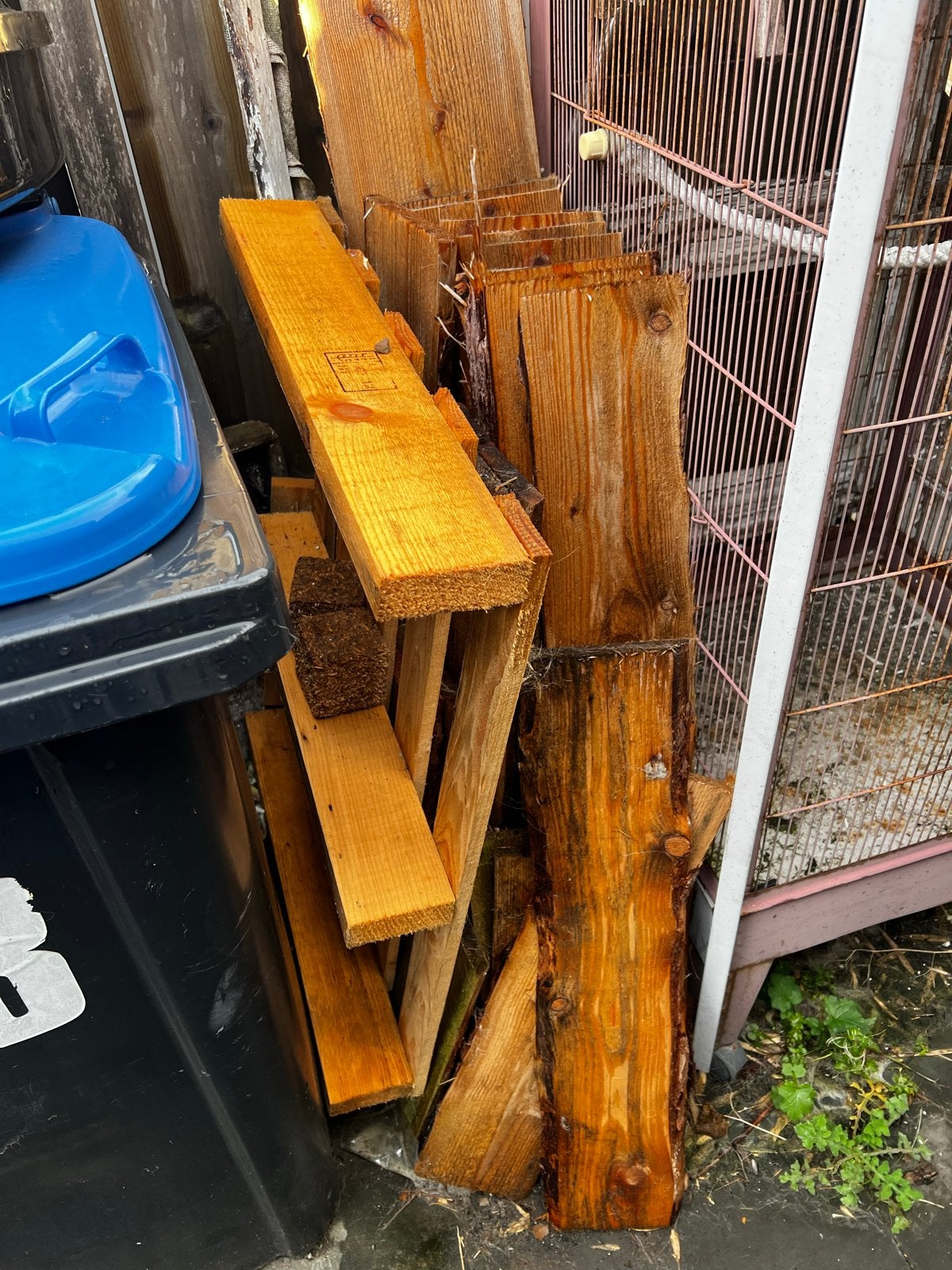 GRATIS Diverse partij gebruikt hout en pallets, Ophalen, Gebruikt, Overige houtsoorten, Overige typen
