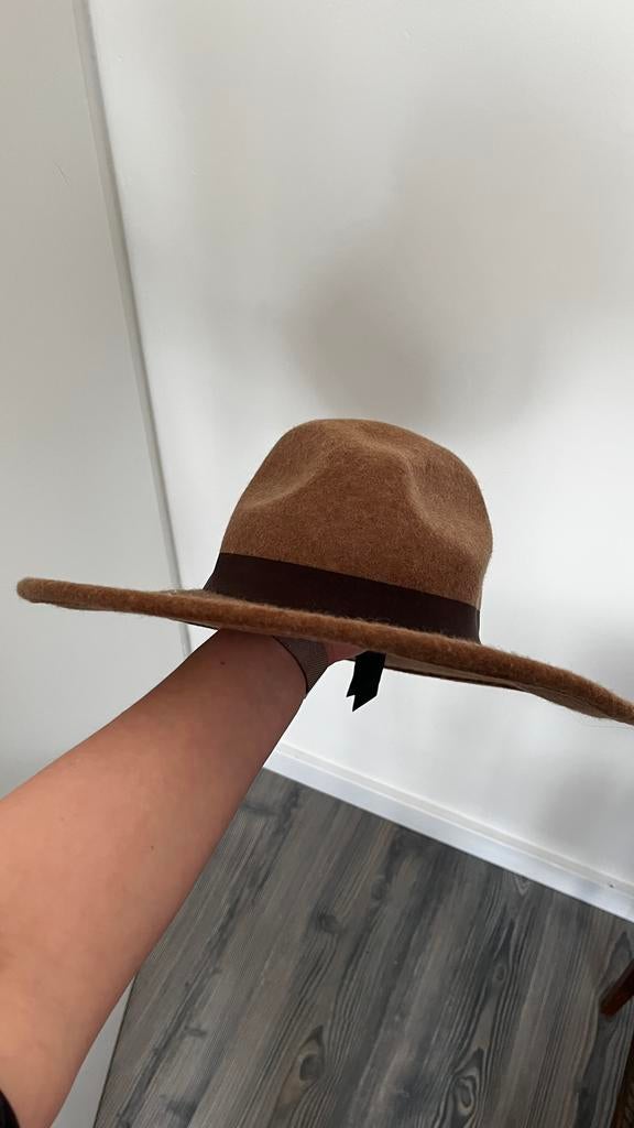 Zara bruine hoed, Kleding | Dames, Hoeden en Petten, Ophalen, Zo goed als nieuw, Hoed