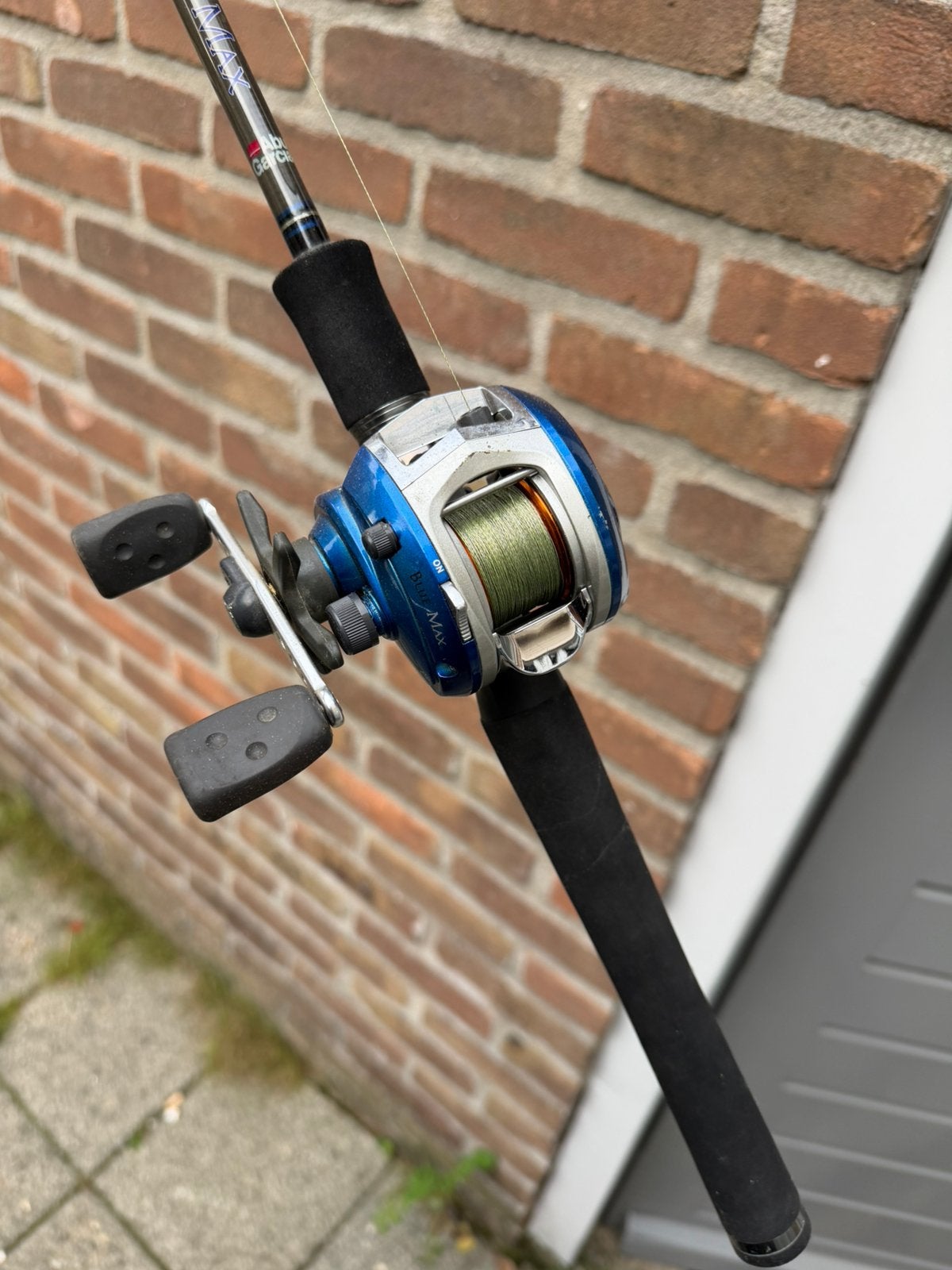 Abu garcia max baitcaster reel 210 cm, Ophalen, Gebruikt, Complete set