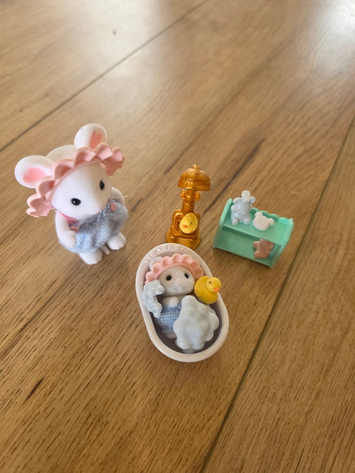 Sylvanian families badkamer set compleet, Ophalen of Verzenden, Zo goed als nieuw, Stoffen beer, Overige merken