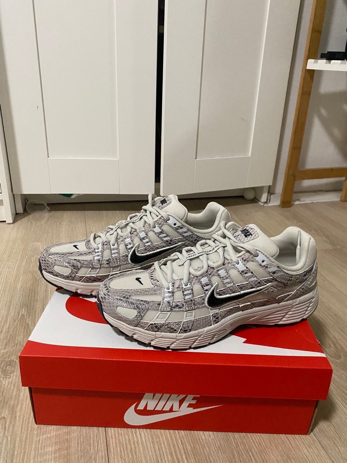 Nieuwe Nike schoenen - Maat 41, Kleding | Dames, Ophalen of Verzenden, Nieuw, Sneakers of Gympen