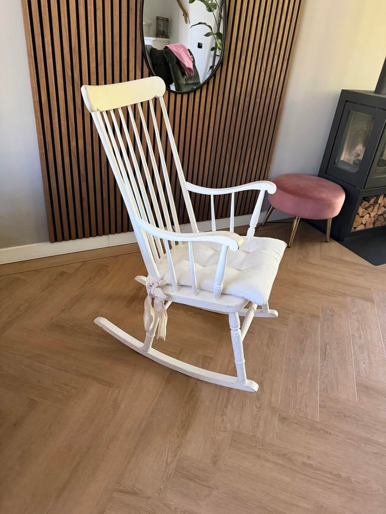 Wit brocante schommelstoel, Ophalen, Gebruikt, Wit, Eén