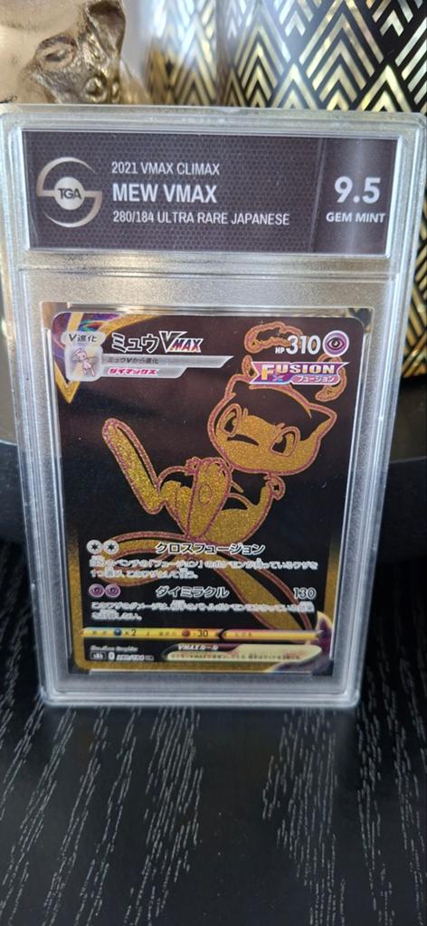Mew Vmax Japan 9.5 Pokemon, Ophalen of Verzenden, Zo goed als nieuw