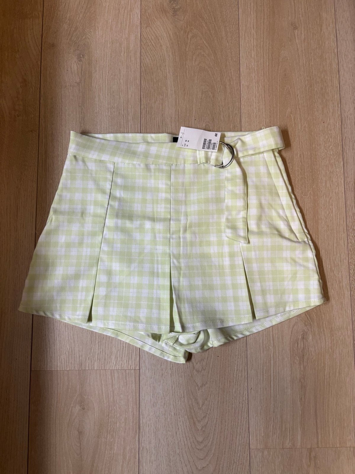 H&M Divided geruite skort met riem - Maat 42 - Nieuw, Kort, Maat 42/44 (L), Nieuw, Ophalen of Verzenden