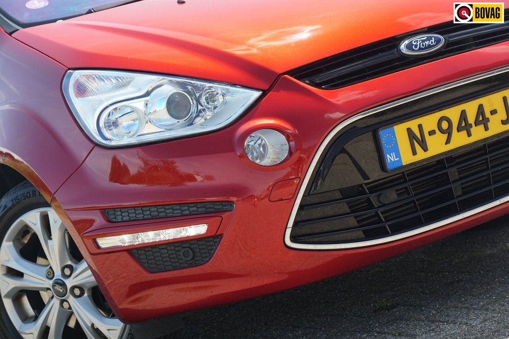 Ford S-Max 2.0 EcoBoost S Edition Automaat | Mars Red Metall, Auto's, Ford, Euro 5, Stof, Gebruikt, 4 cilinders