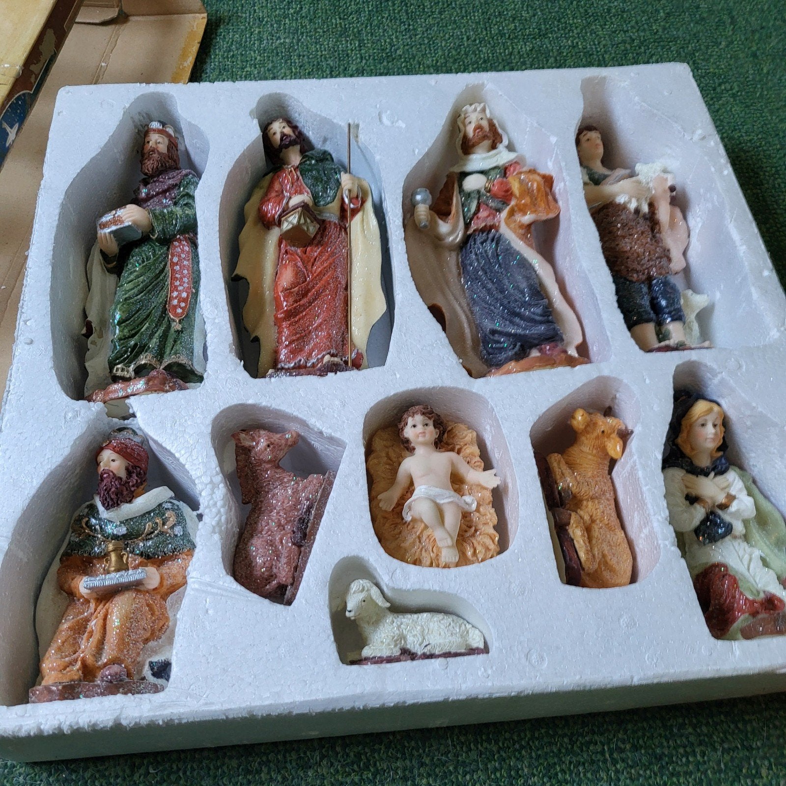 Kerstgroep met 9 figuren - Kerststal beeldjes, Ophalen, Zo goed als nieuw, Beeld(je), Christendom | Katholiek