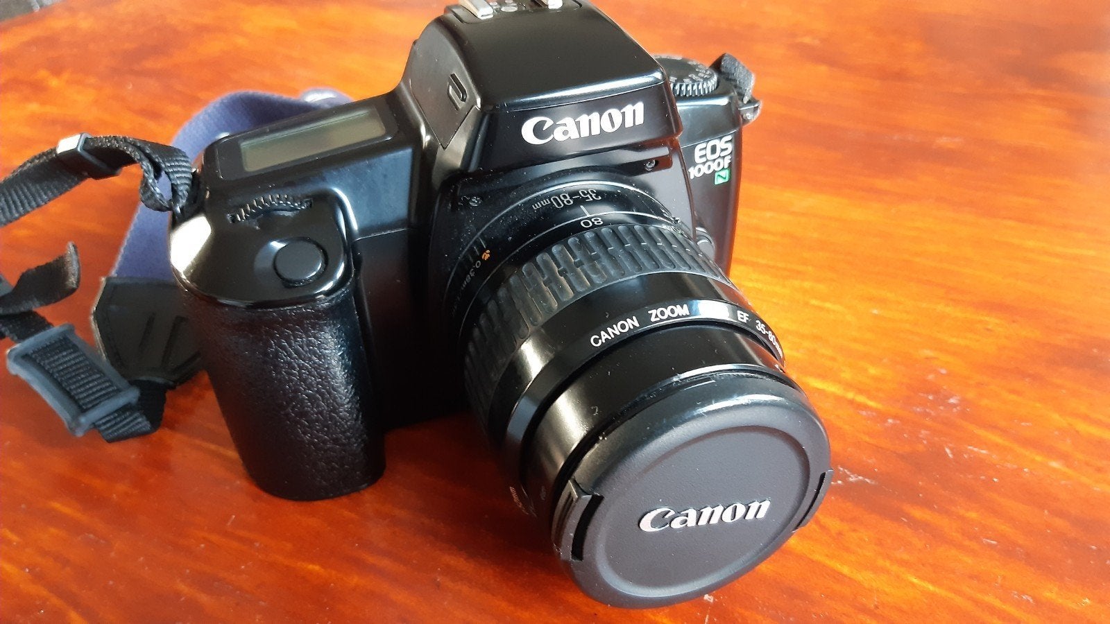 Canon EOS 1000F Analoge Spiegelreflexcamera, Audio, Tv en Foto, Fotocamera's Analoog, Ophalen of Verzenden, Gebruikt, Spiegelreflex