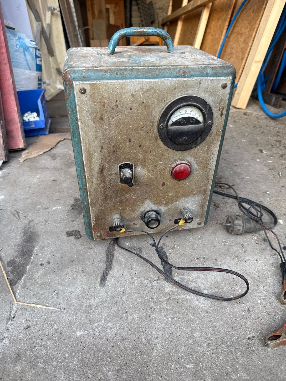 Oude Acculader - Vintage Auto Accu Lader, Auto-onderdelen, Accu's en Toebehoren, Ophalen, Gebruikt, Universele onderdelen