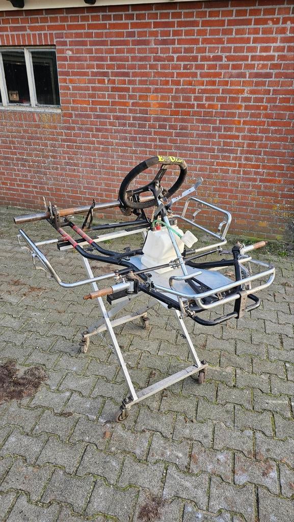 2020 Kart CRG EVOKART NEW ONE - 950mm junior rollend chassis, Sport en Fitness, Karting, Ophalen, Gebruikt, Kart