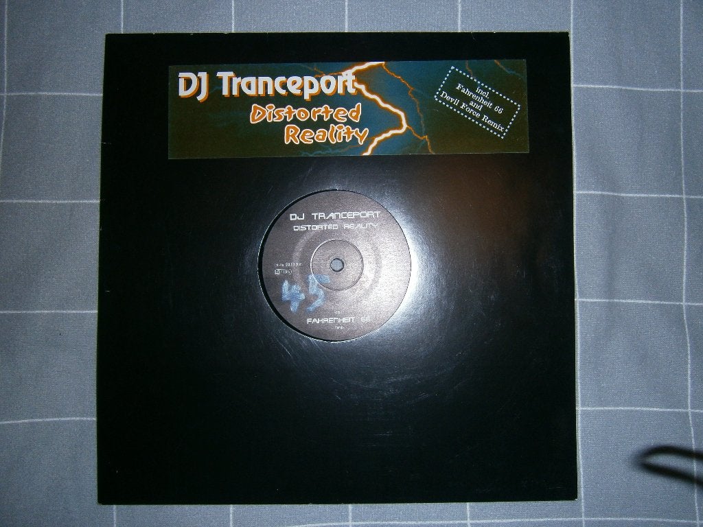 DJ Tranceport – Distorted Reality. 2002. Trance, Hard Trance, Ophalen, Trance, Import, Zo goed als nieuw