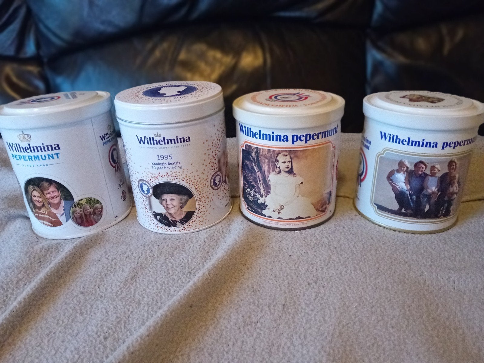 4 BLIKKEN VAN WILHELMINA PEPERMUNT, Verzamelen, Blikken, Ophalen of Verzenden, Gebruikt, Overige, Overige merken