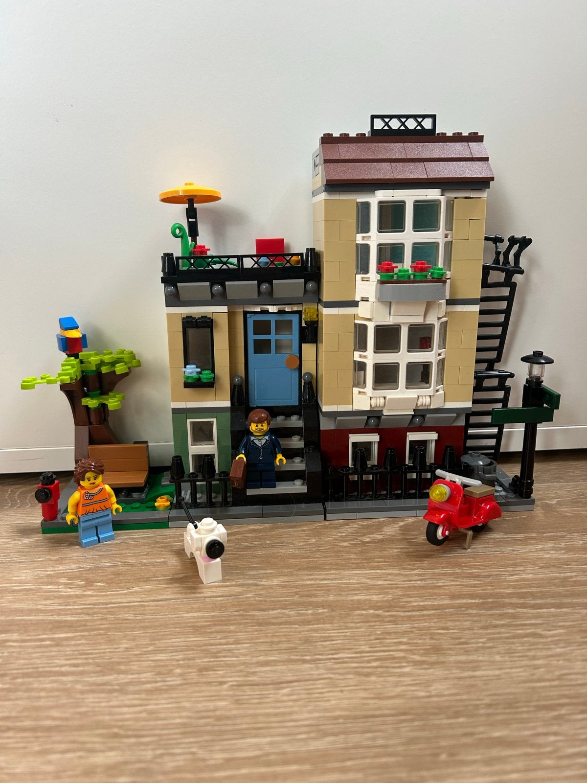 LEGO Creator 31065 Park Street Townhouse 3-in-1, Ophalen, Lego, Zo goed als nieuw, Compleet