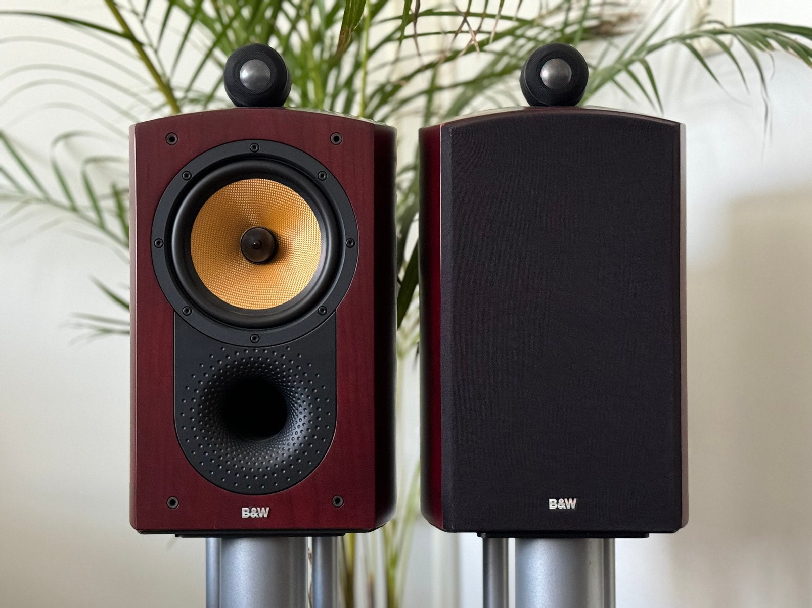 B&W 805 N Luidsprekers ( Nautilus  ) incl Stands, Ophalen, Zo goed als nieuw, Bowers & Wilkins (B&W)